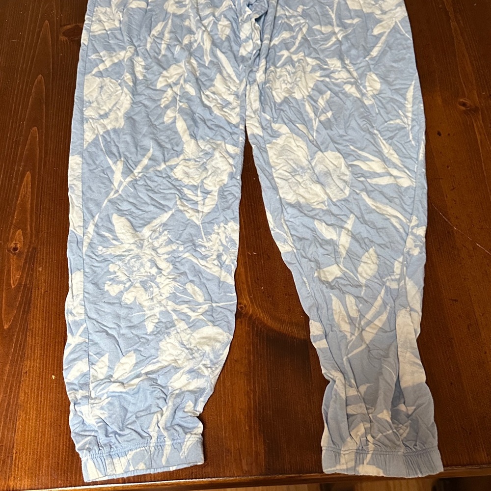 Pj salvage Blue Floral Pajama Set - Picture 9 of 10